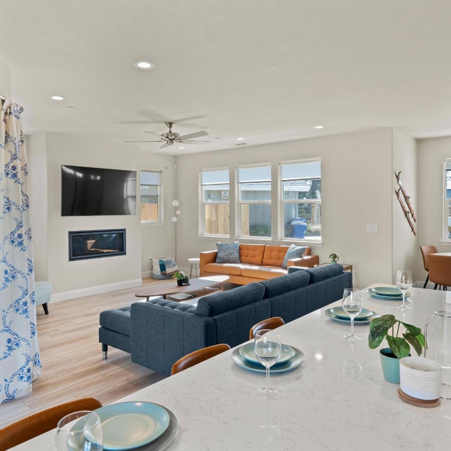 Newly Built Murphys Modern Retreat Exterior foto